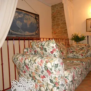 https://bb-la-casa-del-frate.it-tuscanyhotel.com