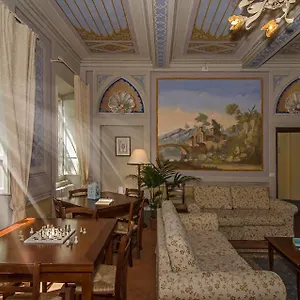 https://villa-la-perla-lucca-55100.it-tuscanyhotel.com